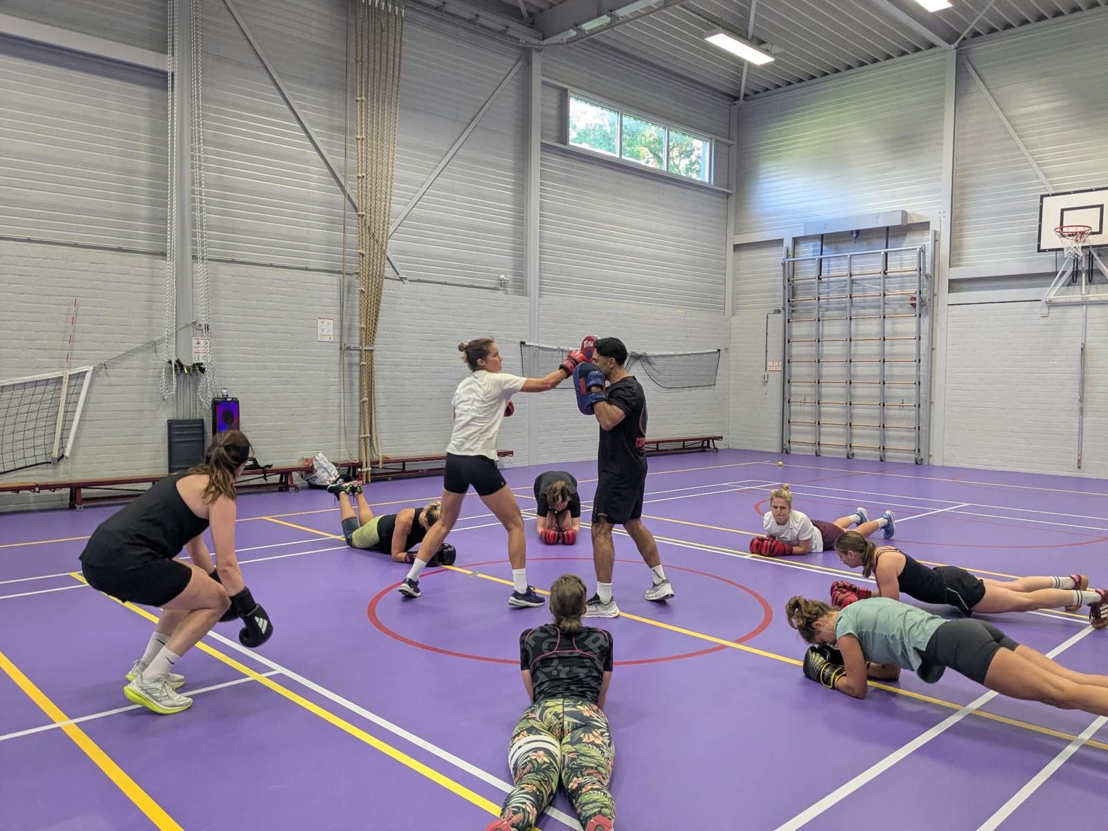 Kickboksclinic voor bedrijven bij Combat Gym Dongen
